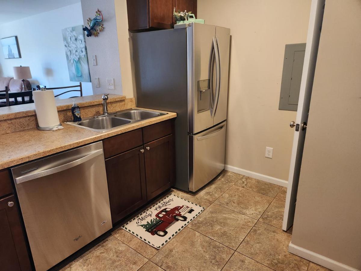 Holiday home Peaceful 1st Floor Lakeside Minutes From Osage And Ozark State Park Kaiser